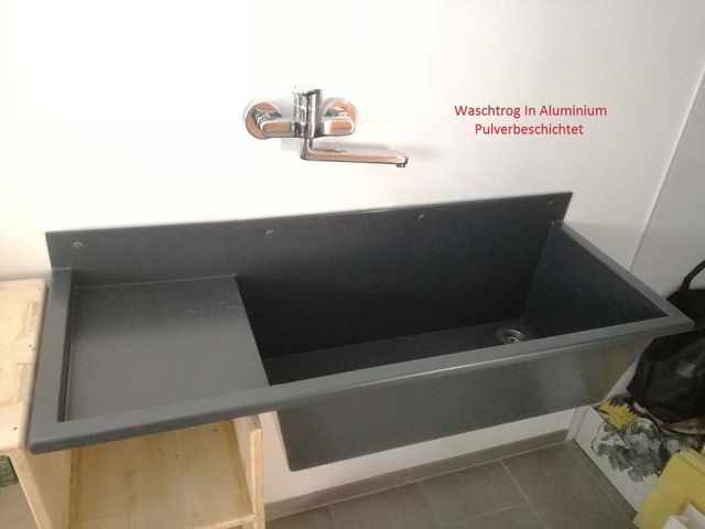 Waschtrog aus Aluminium